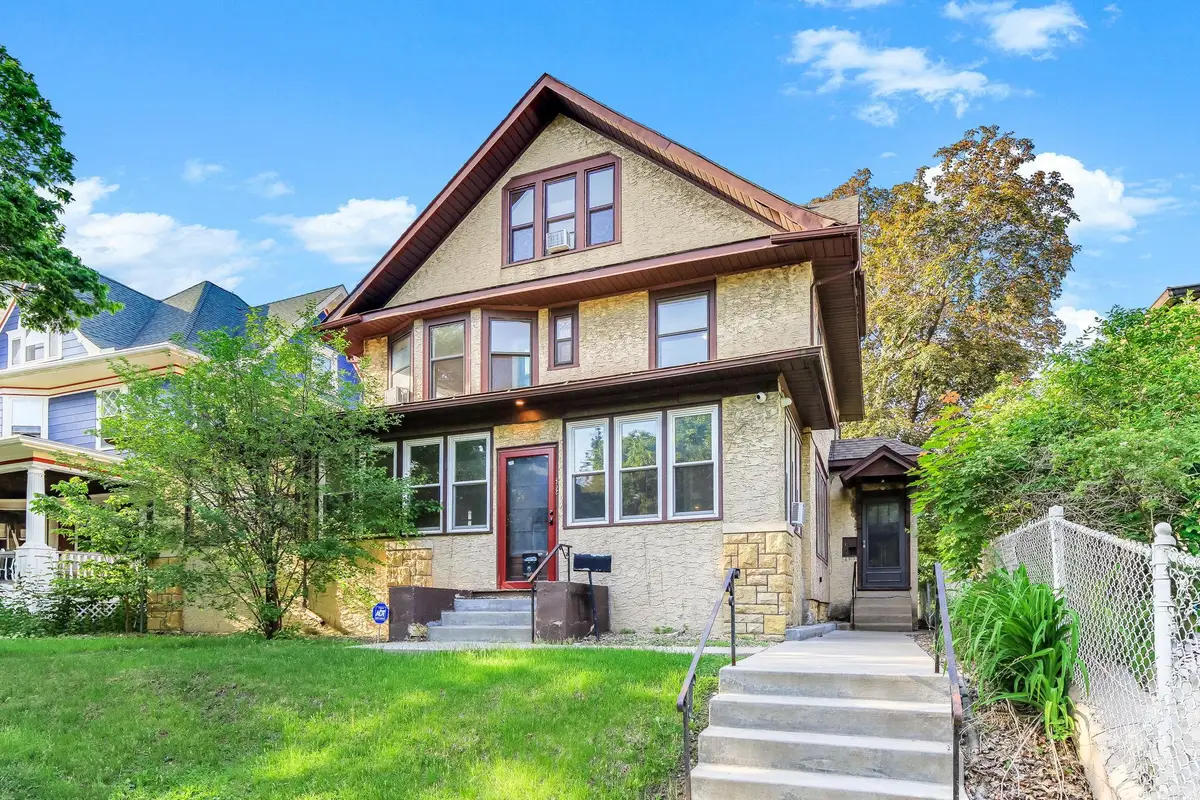 852 Ashland Avenue, Saint Paul, MN 55104 - #1
