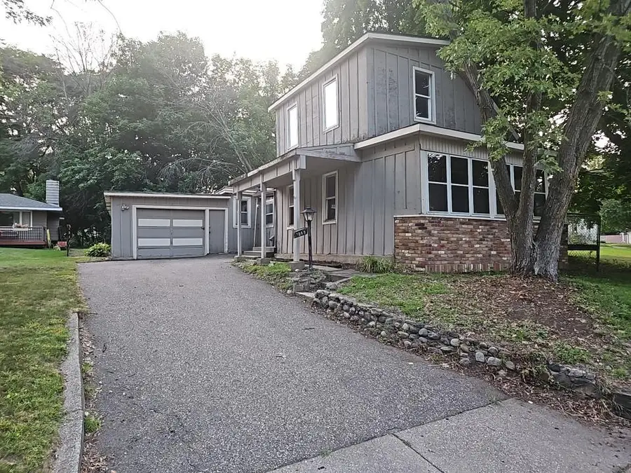 1069 Seminole Avenue, West Saint Paul, MN 55118 - #3