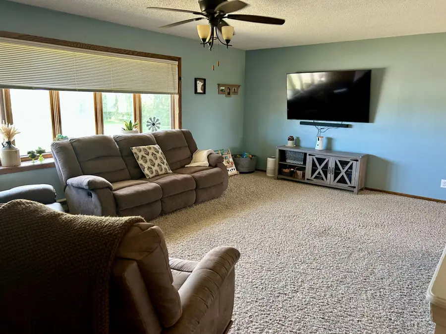 22865 240th Avenue Se, Brooks, MN 56715 - #2
