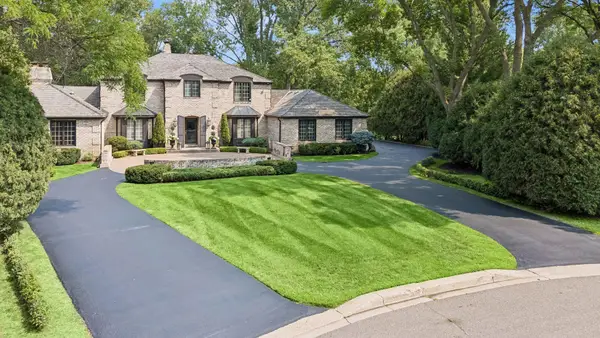 5804 Long Brake Trail, Edina, MN 55439