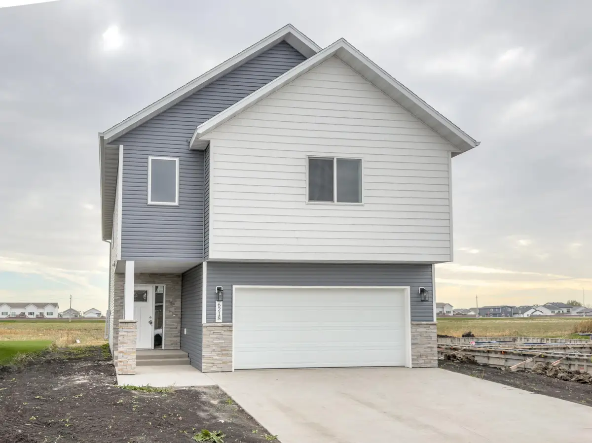 1872 19th Avenue N, Wahpeton, ND 58075 - #1