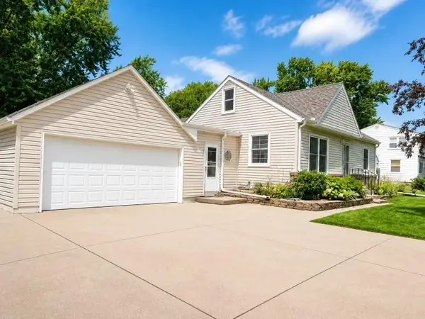 4917 Abbott Avenue N, Brooklyn Center, MN 55429