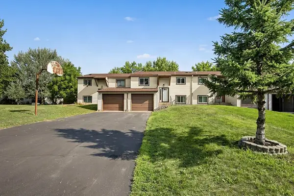 909 E Baker Street, Saint Joseph, MN 56374
