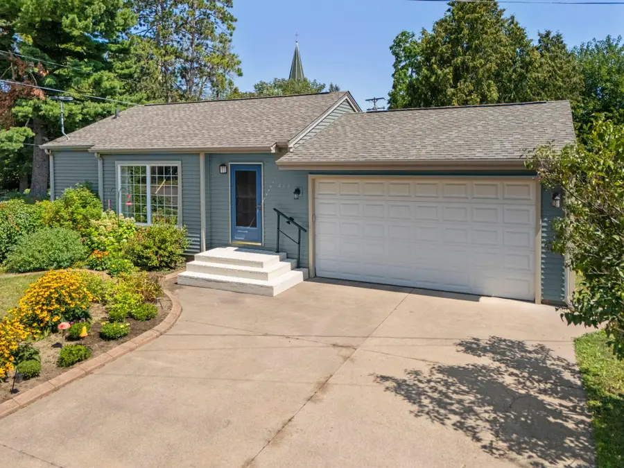 460 S Grey Avenue, Rush City, MN 55069 - #2