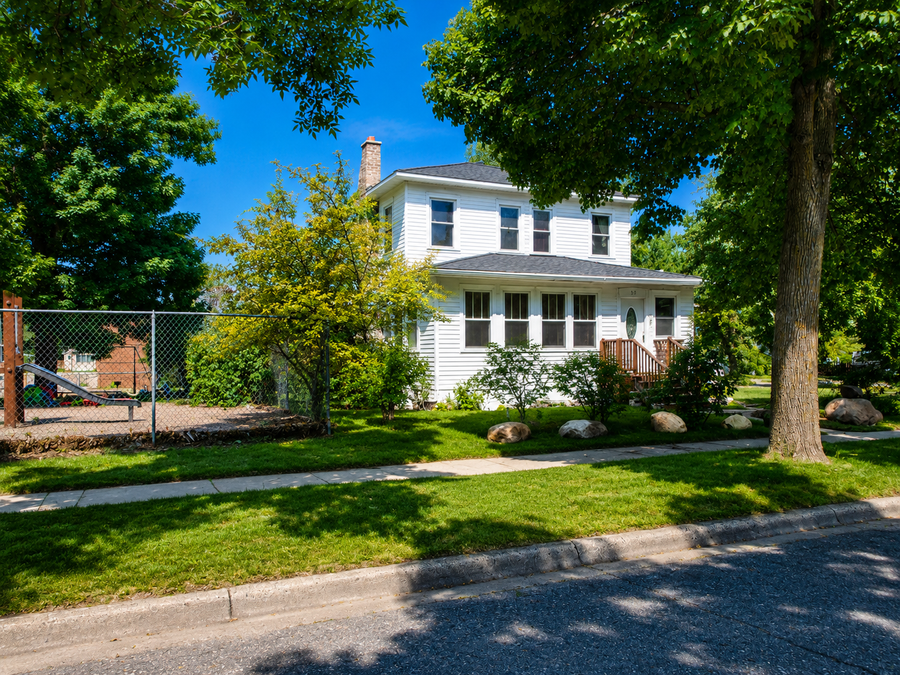 319 5th Street Ne, Staples, MN 56479 - #2