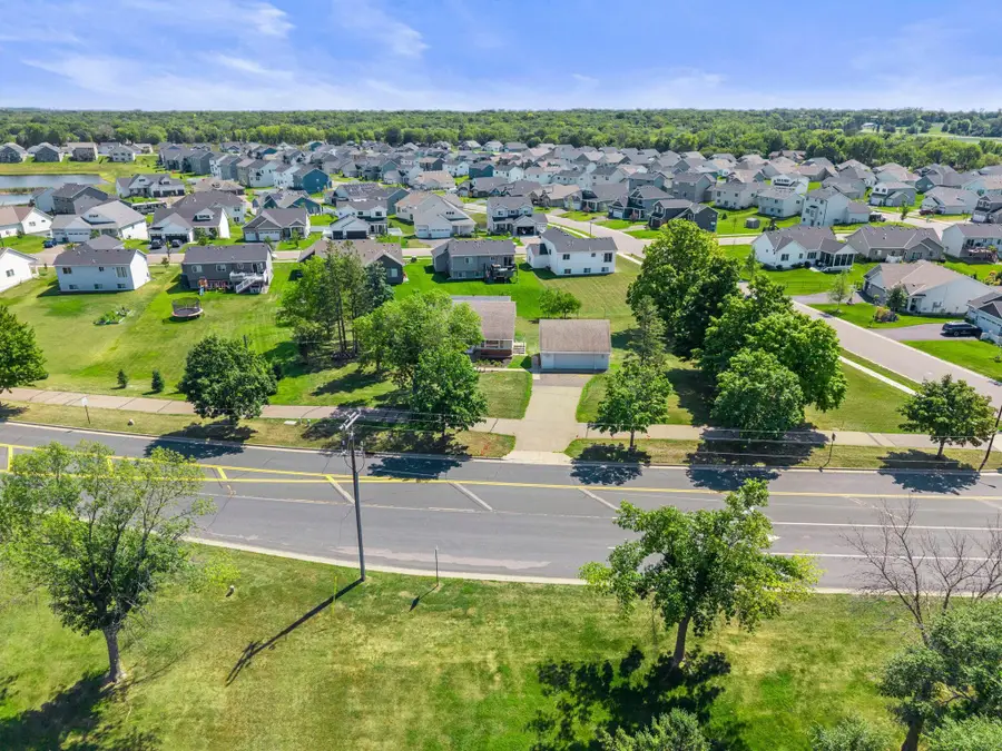 527 River Road Ne, Hanover, MN 55341 - #3