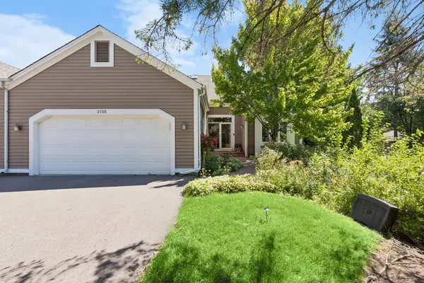 3705 Oakton Ridge, Minnetonka, MN 55305