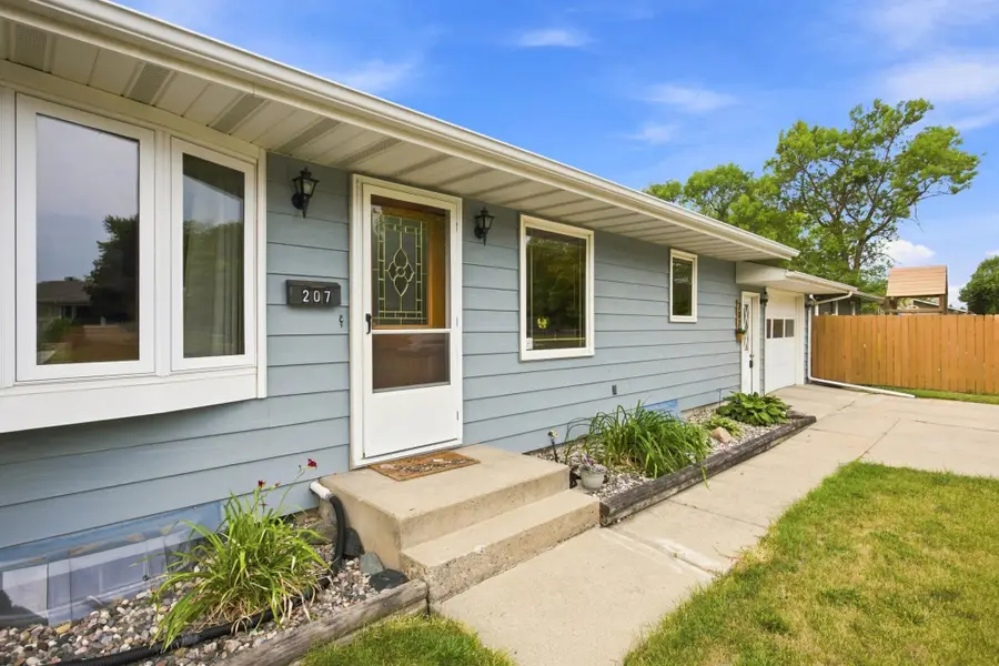 207 7th Avenue E, West Fargo, ND 58078 - #3