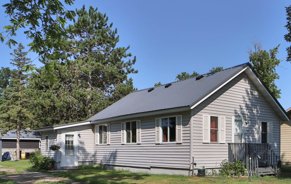 515 SW 2nd Street Sw, Staples, MN 56479