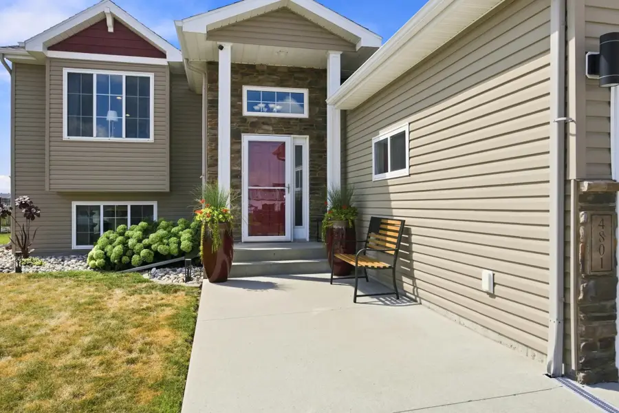 4801 Lavonne Court S, Fargo, ND 58104 - #3