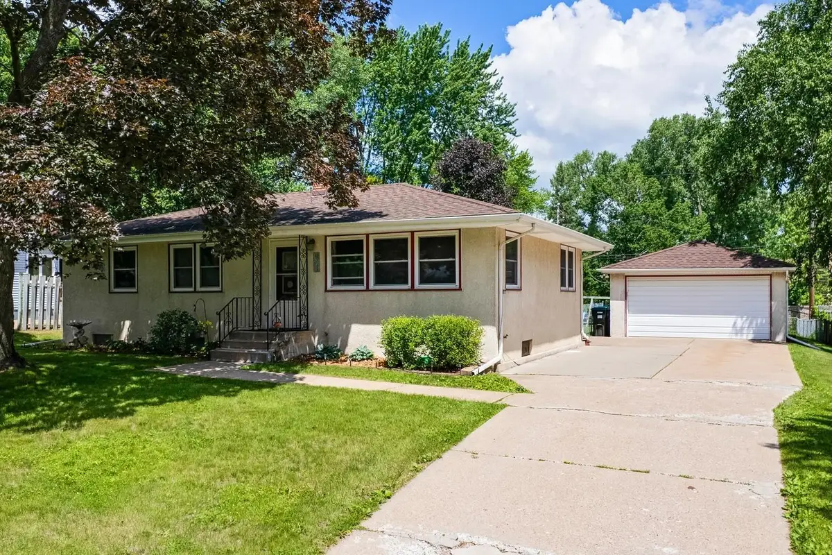 1843 Grant Road, Arden Hills, MN 55112 - #1