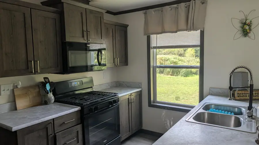 153 2nd Street Sw, Henriette, MN 55036 - #3
