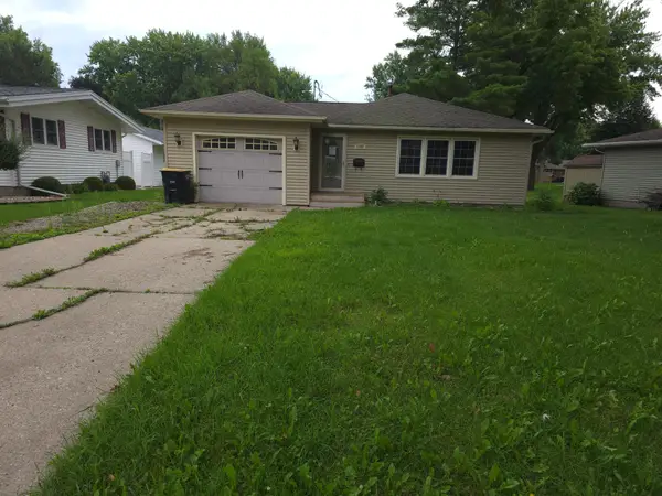 1109 S Moore Street, Blue Earth, MN 56013