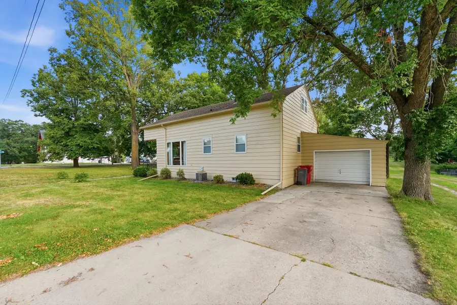 1018 8th Avenue E, Alexandria, MN 56308 - #2