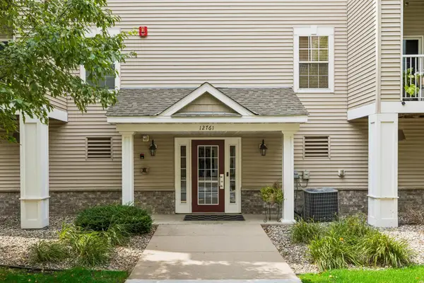 12761 Collegeview Drive #207, Eden Prairie, MN 55347