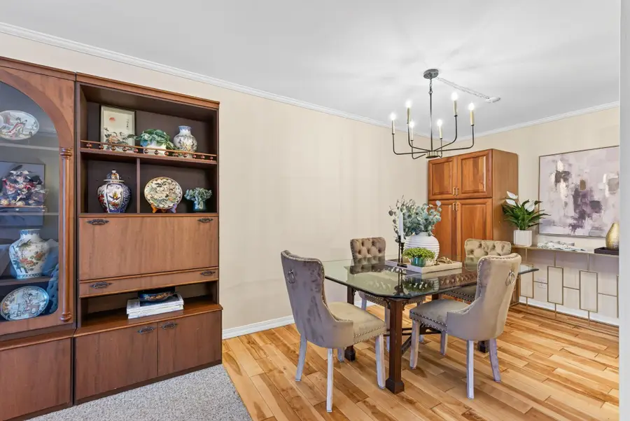 205 Barry Avenue S #306, Wayzata, MN 55391 - #3