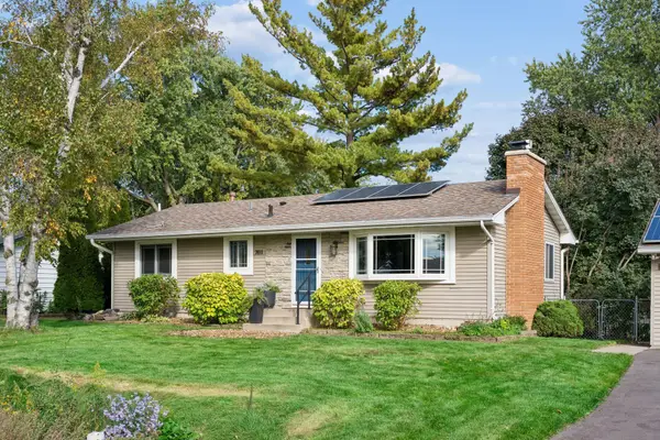 7611 Kiowa Avenue, Chanhassen, MN 55317