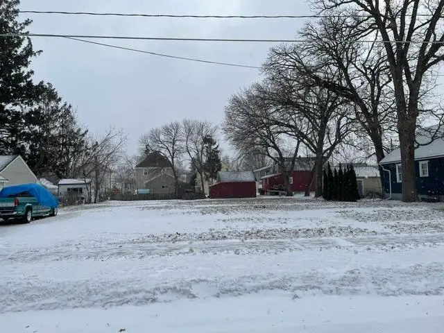607 6th Avenue Nw, Austin, MN 55912 - #1