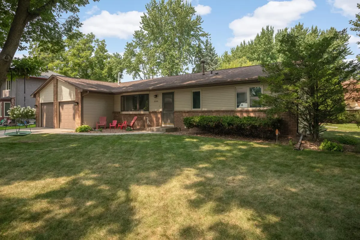 2264 Heritage Lane, New Brighton, MN 55112 - #1
