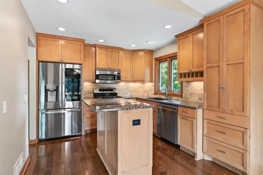 1945 Beaver Dam Court, Eagan, MN 55122 - #2