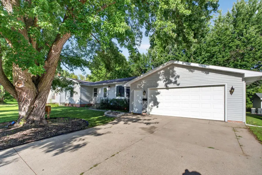 618 1st Street N, Waterville, MN 56096 - #3