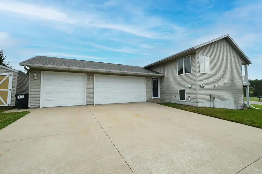 101 6th Avenue Ne, Elgin, MN 55932 - #2