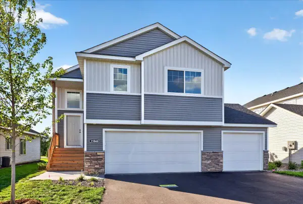 25860 Emerson Court, Wyoming, MN 55092
