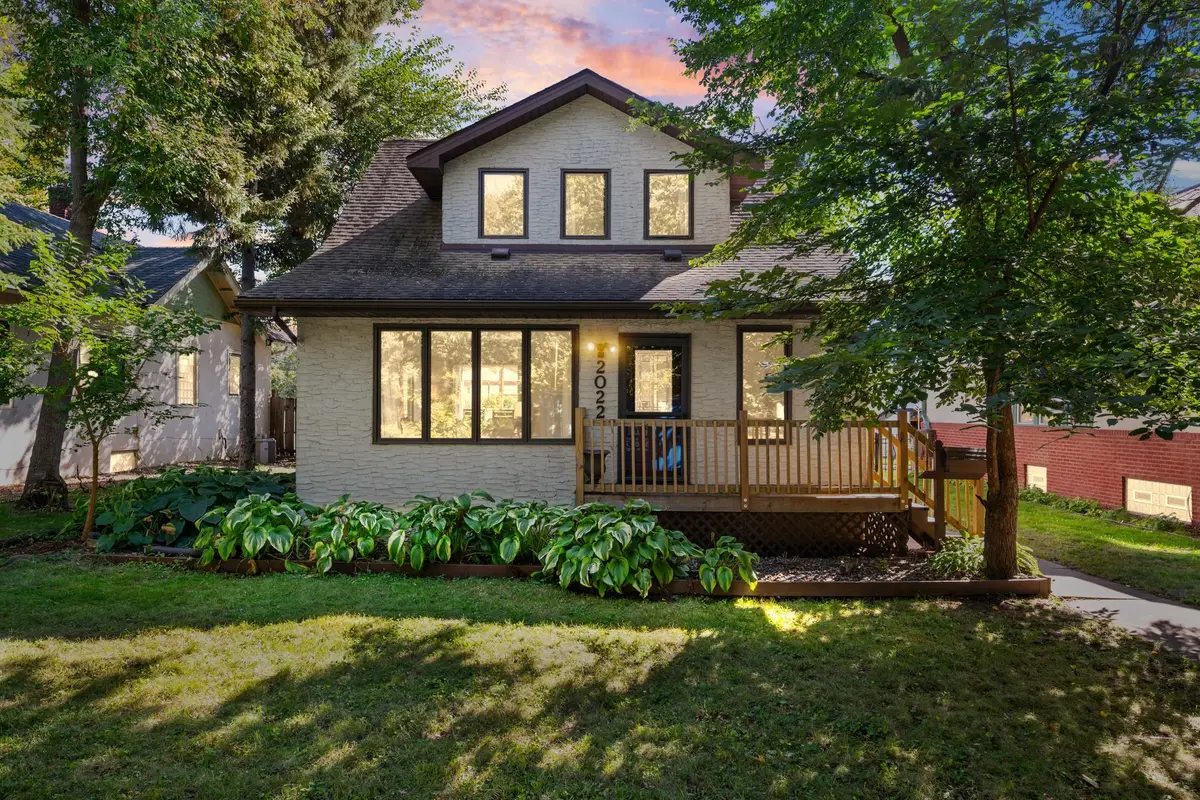 2022 22nd Avenue Ne, Minneapolis, MN 55418 - #1
