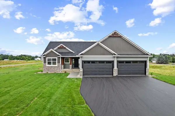 3864 222nd Lane Nw, Oak Grove, MN 55303