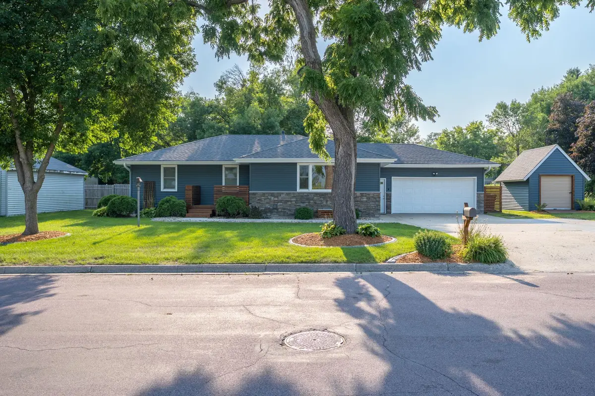 914 N 5th Street, Saint Peter, MN 56082 - #1