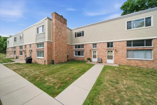 2026 Louisiana Avenue S, Saint Louis Park, MN 55426