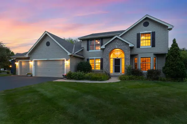 8079 Spruce Trail, Eden Prairie, MN 55347
