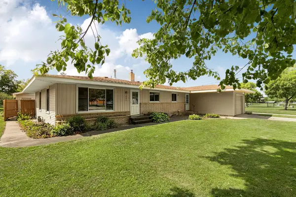 1051 37th Avenue N, Saint Cloud, MN 56303