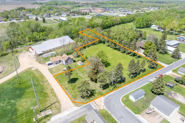 600 1st Street N, Montgomery, MN 56069