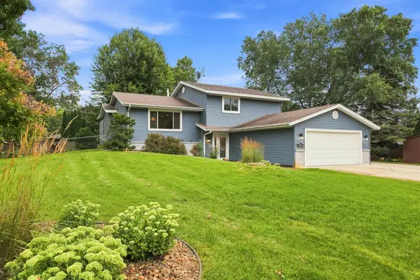 13409 Jonquil Street Nw, Andover, MN 55304