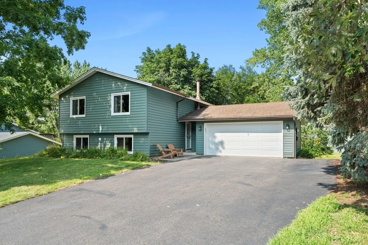 12335 Oxbow Drive, Eden Prairie, MN 55347 - #1