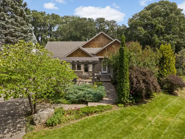 1616 Mississippi River Boulevard S, Saint Paul, MN 55116