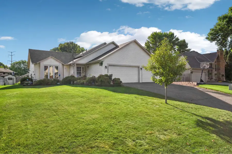 7459 Jeffery Lane S, Cottage Grove, MN 55016 - #2