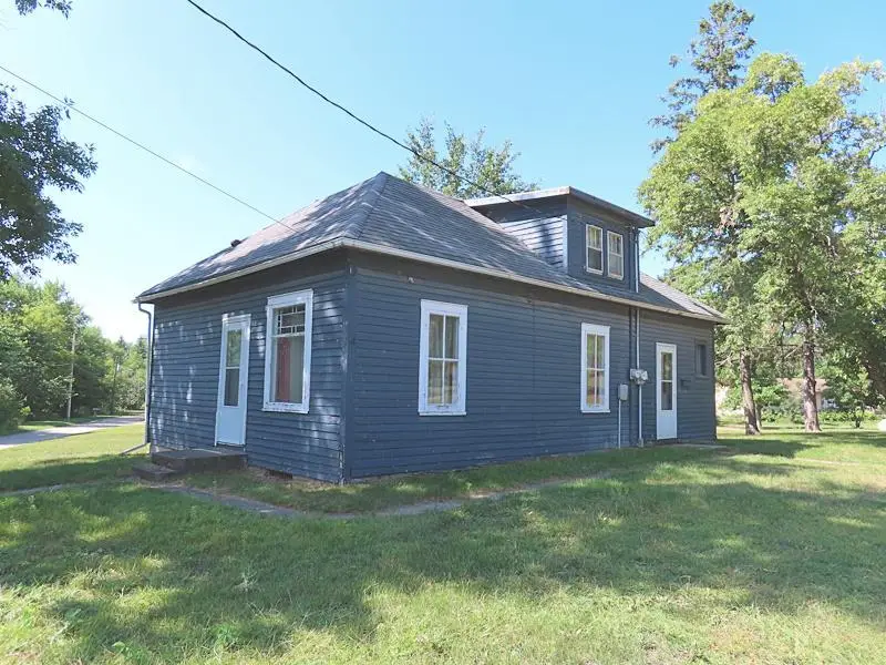 301 Bottineau Avenue Nw, Red Lake Falls, MN 56750 - #1