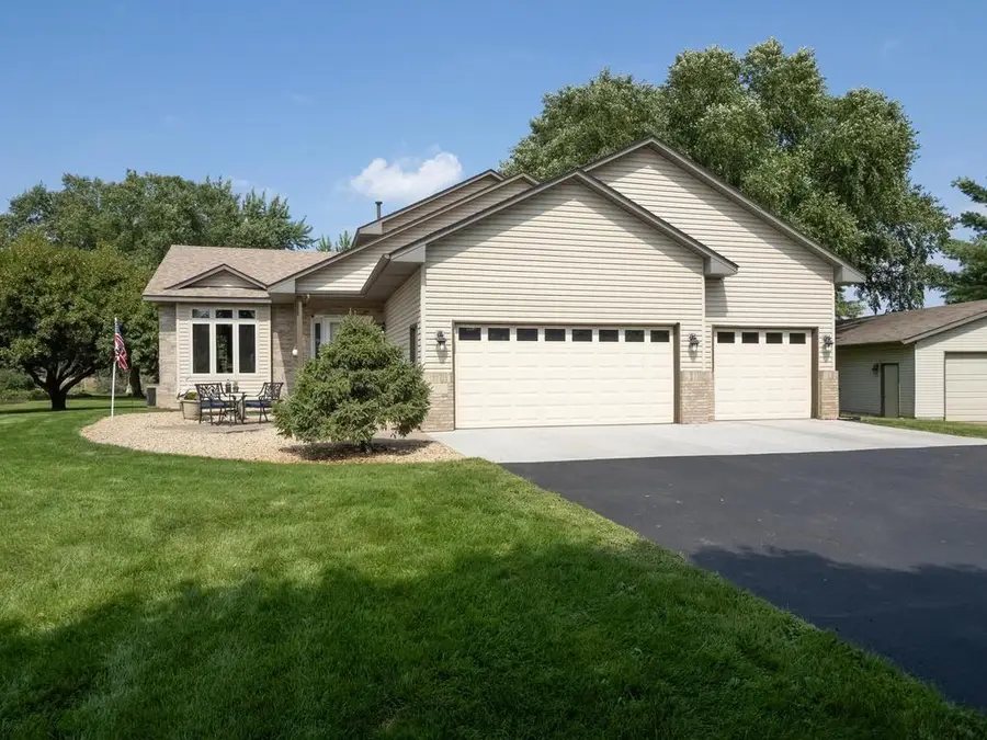 3231 206th Avenue Nw, Oak Grove, MN 55303 - #3