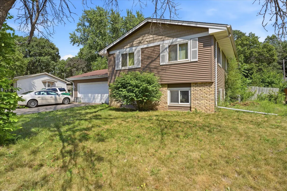 6515 Fridley Street Ne, Fridley, MN 55432 - #1