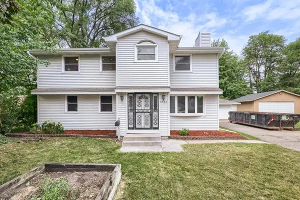 8536 15th Avenue S, Bloomington, MN 55425