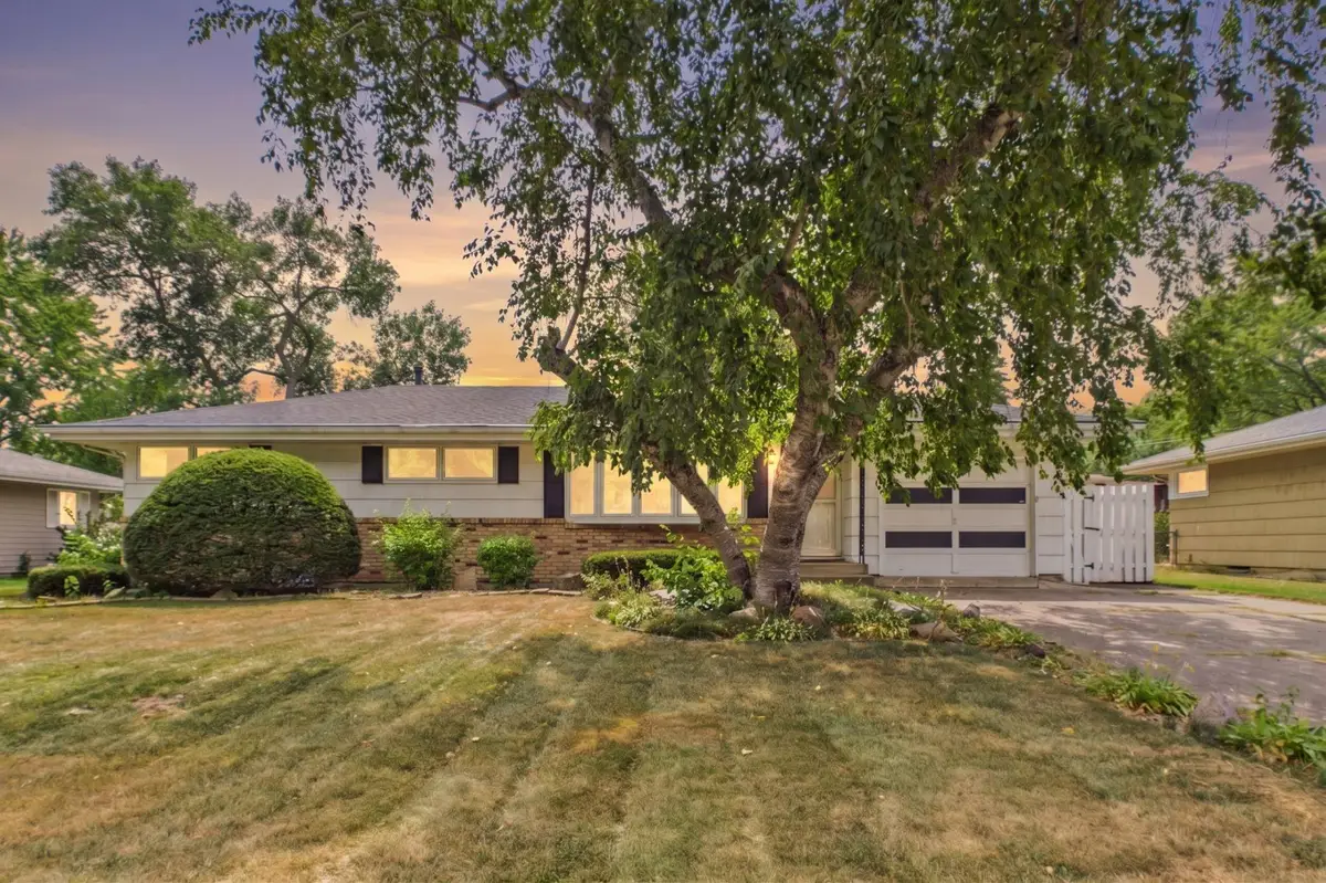 1761 Emerald Drive, New Brighton, MN 55112 - #1