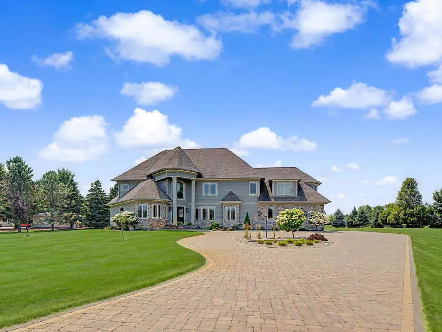 2683 Headland Court Sw, Rochester, MN 55902 - #3