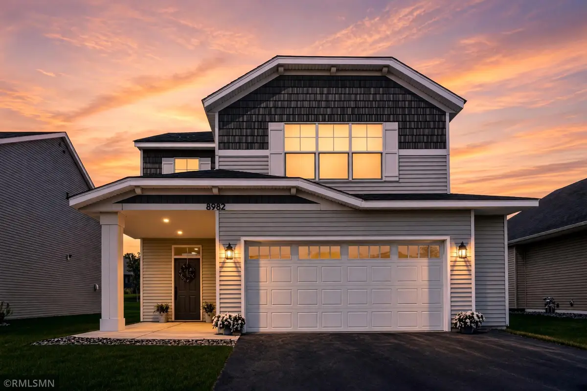 8982 Parkview Circle, Chisago City, MN 55013 - #1