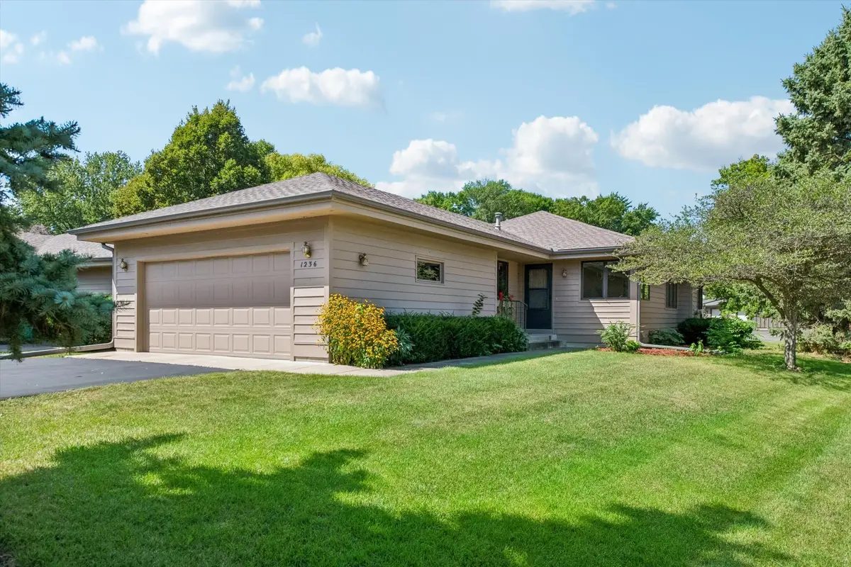 1236 Woodley Street E, Northfield, MN 55057 - #1