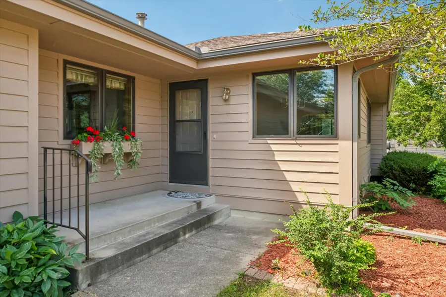 1236 Woodley Street E, Northfield, MN 55057 - #2