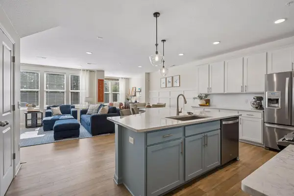 7152 Walnut Grove Lane N, Maple Grove, MN 55311