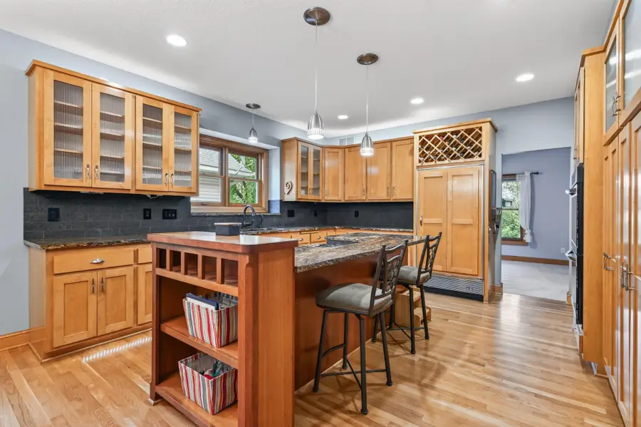 877 New Century Boulevard S, Maplewood, MN 55119 - #2