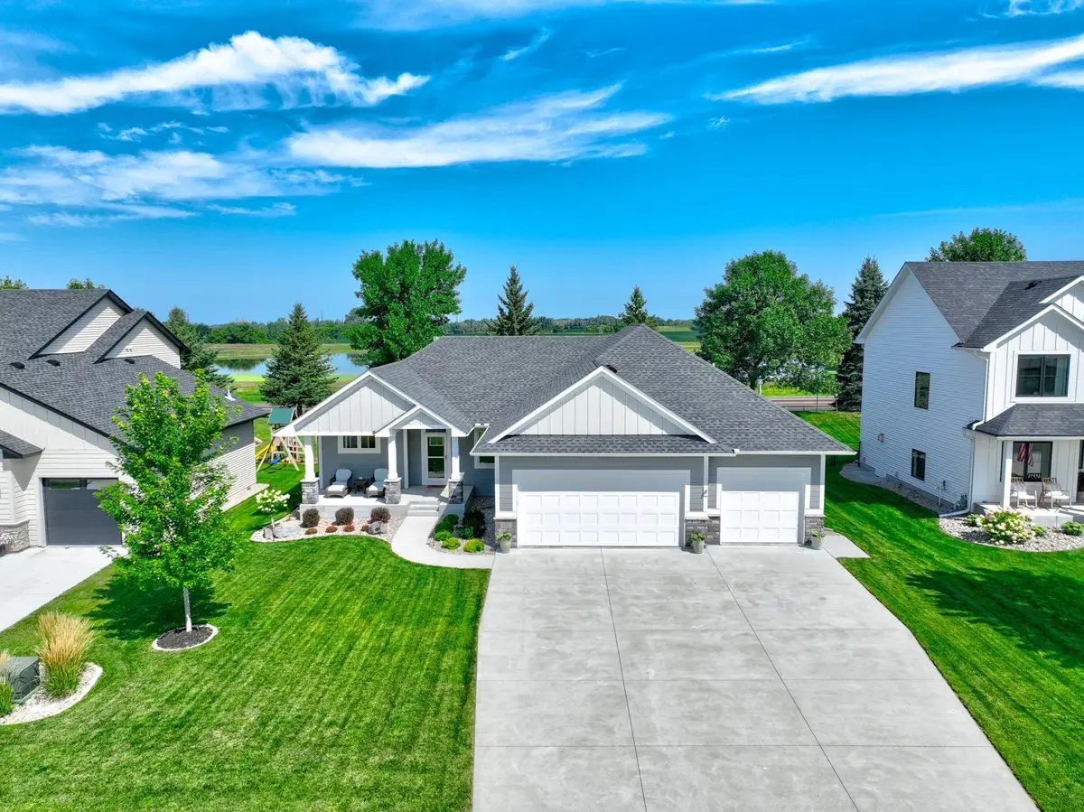 803 11th Street Ne, New Prague, MN 56071 - #1